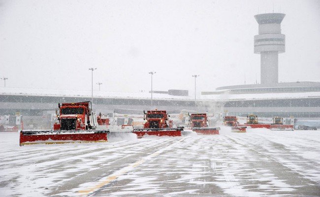 Snow Removal at GTAA